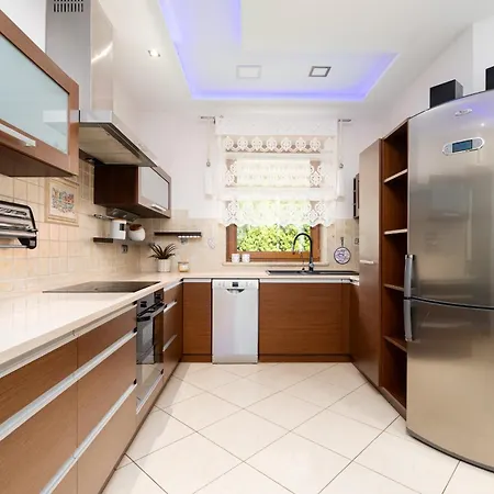 Golden - Elegant Family With Garden Near Warsaw Villa Kobylka